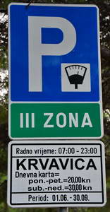Parking in Krvavica